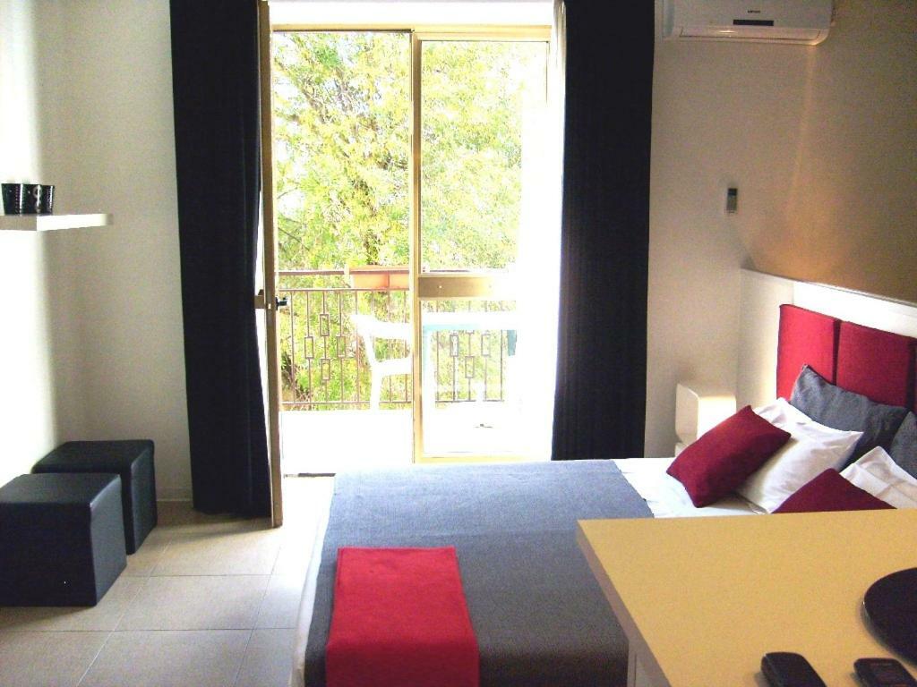 I Cugi Metropolis Apartment Bronte Luaran gambar